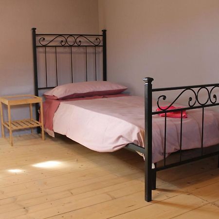 Sa Domu Beccia B&B Uras Екстериор снимка